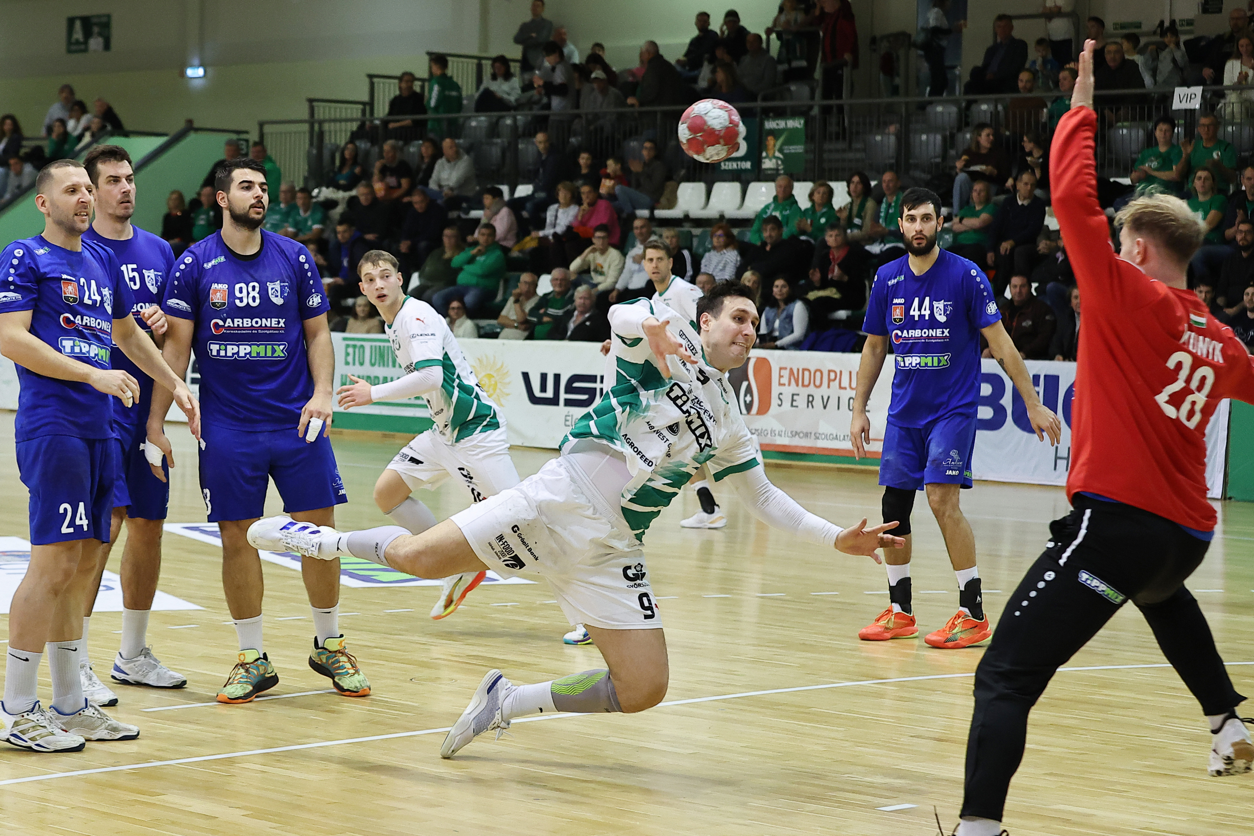 2025_12_11_ETO-UNI-Komlo-211