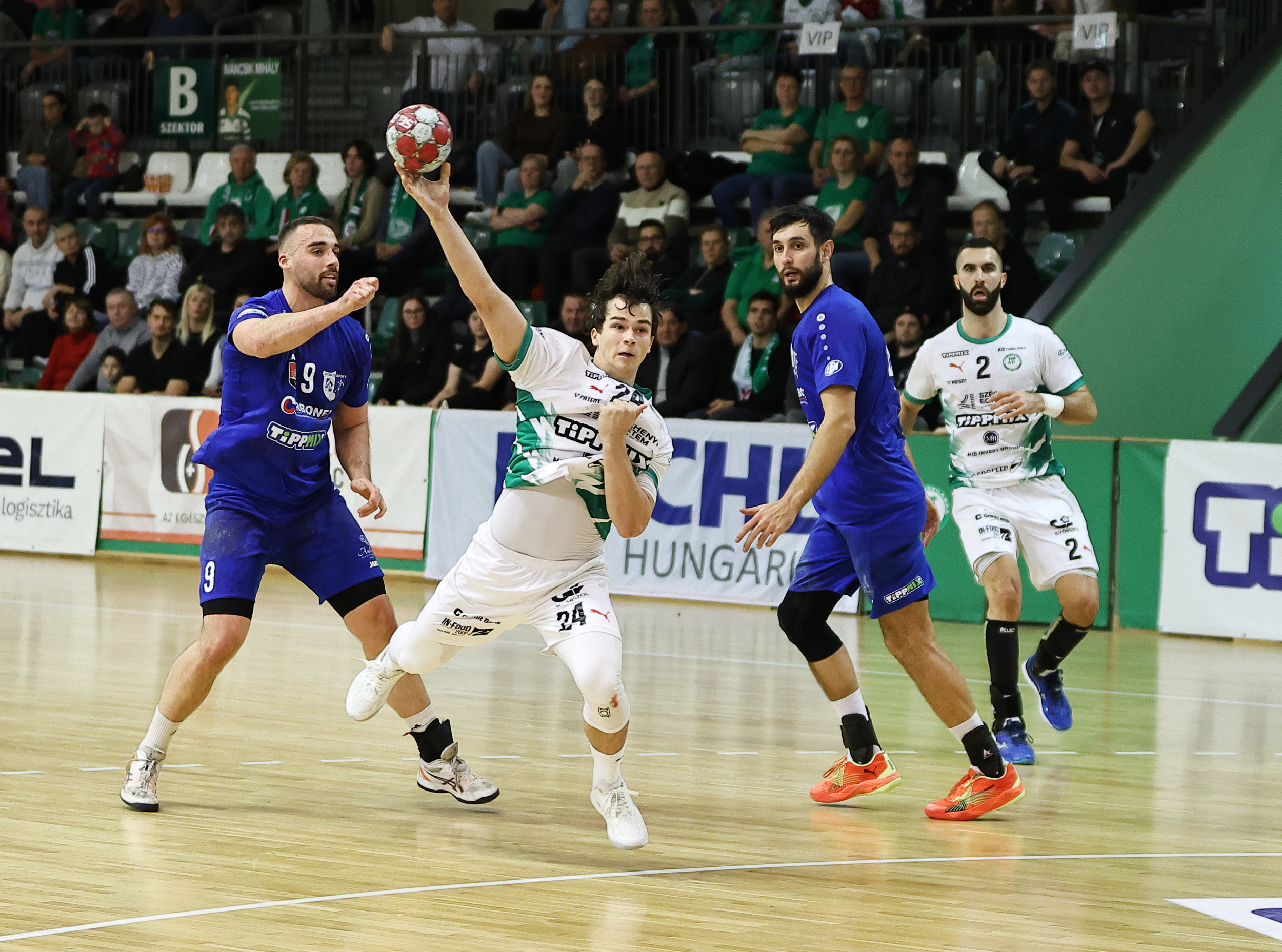 2025_12_11_ETO-UNI-Komlo-253