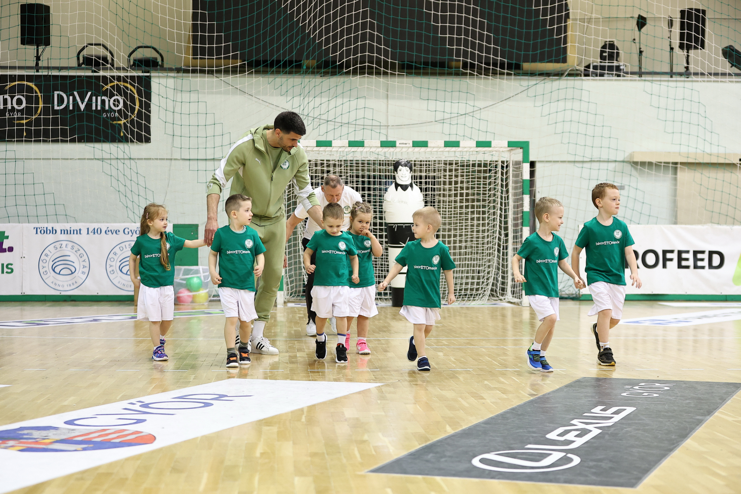 2026_04_07_ETO-manok-edzes-030