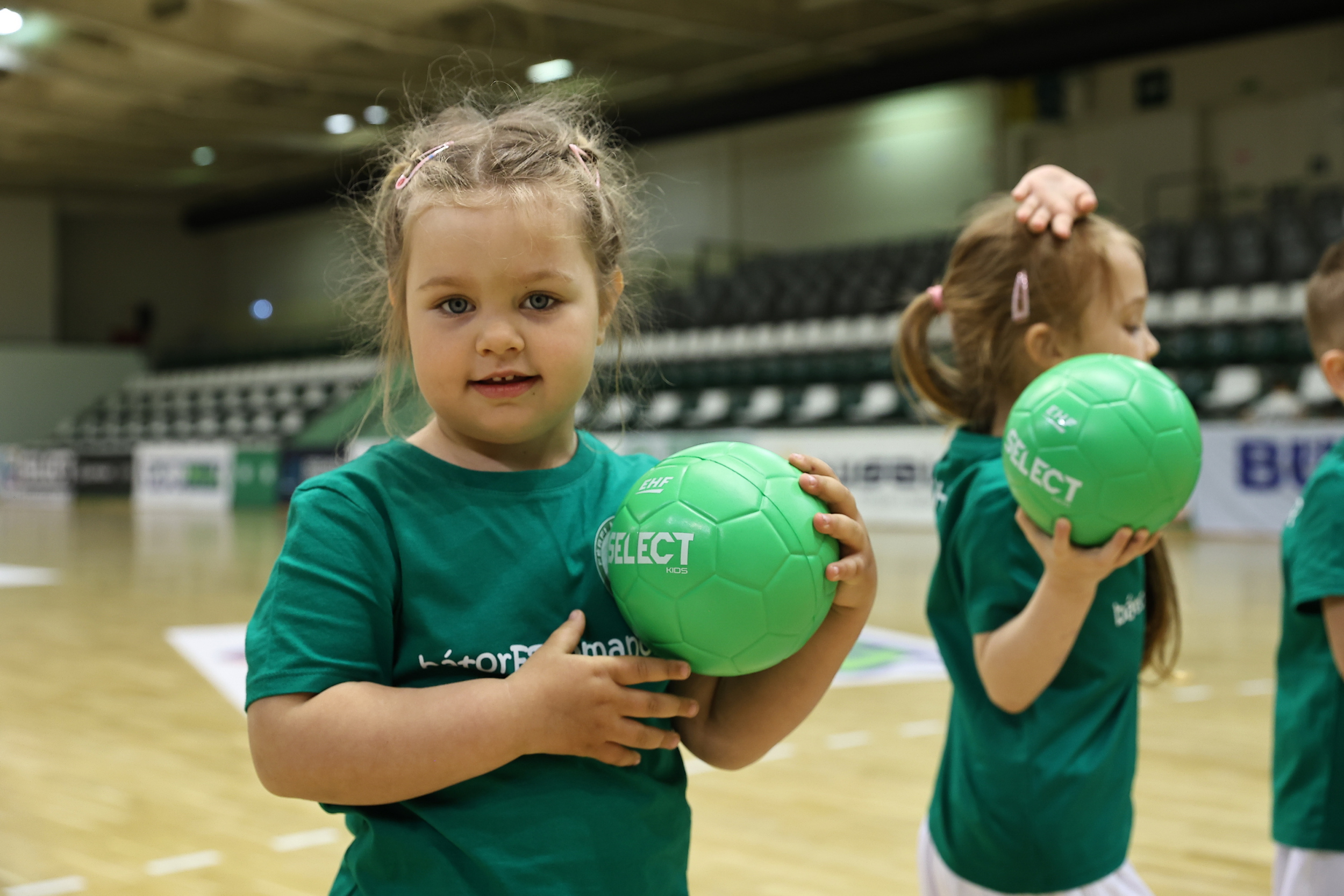 2026_04_07_ETO-manok-edzes-049