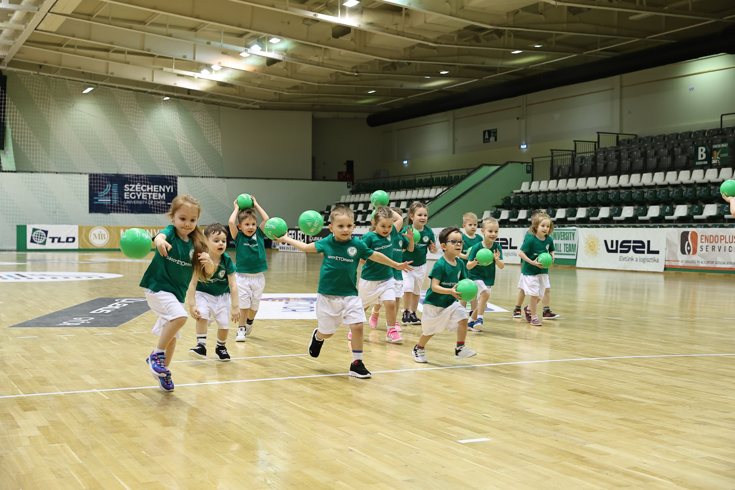 2026_04_07_ETO-manok-edzes-050