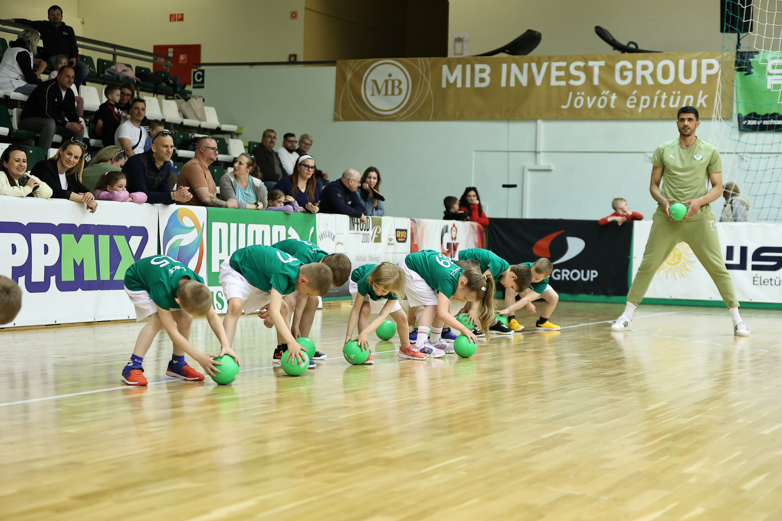 2026_04_07_ETO-manok-edzes-093