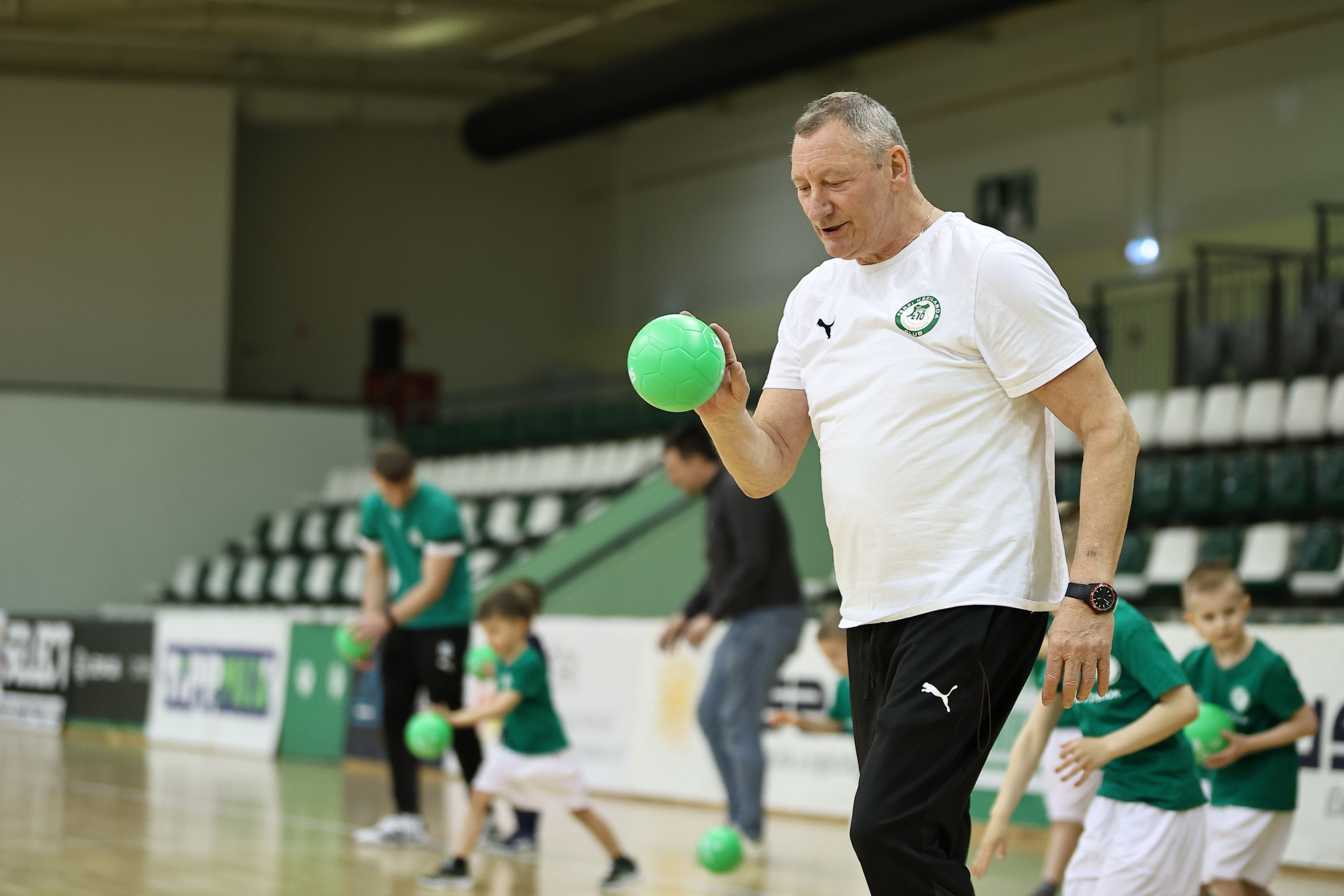 2026_04_07_ETO-manok-edzes-097