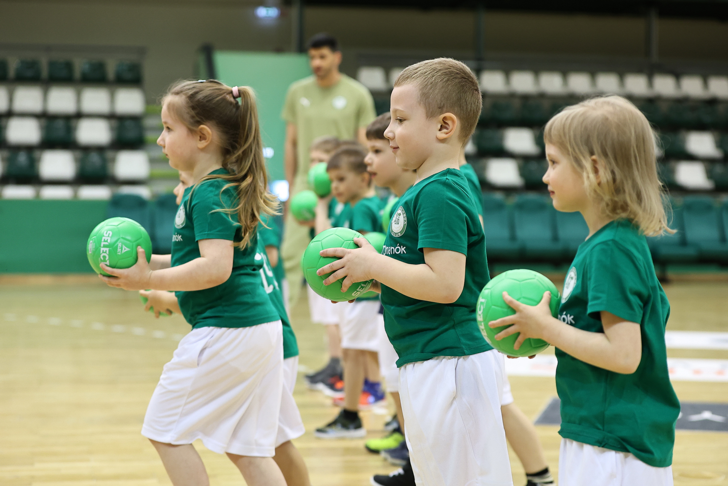 2026_04_07_ETO-manok-edzes-110