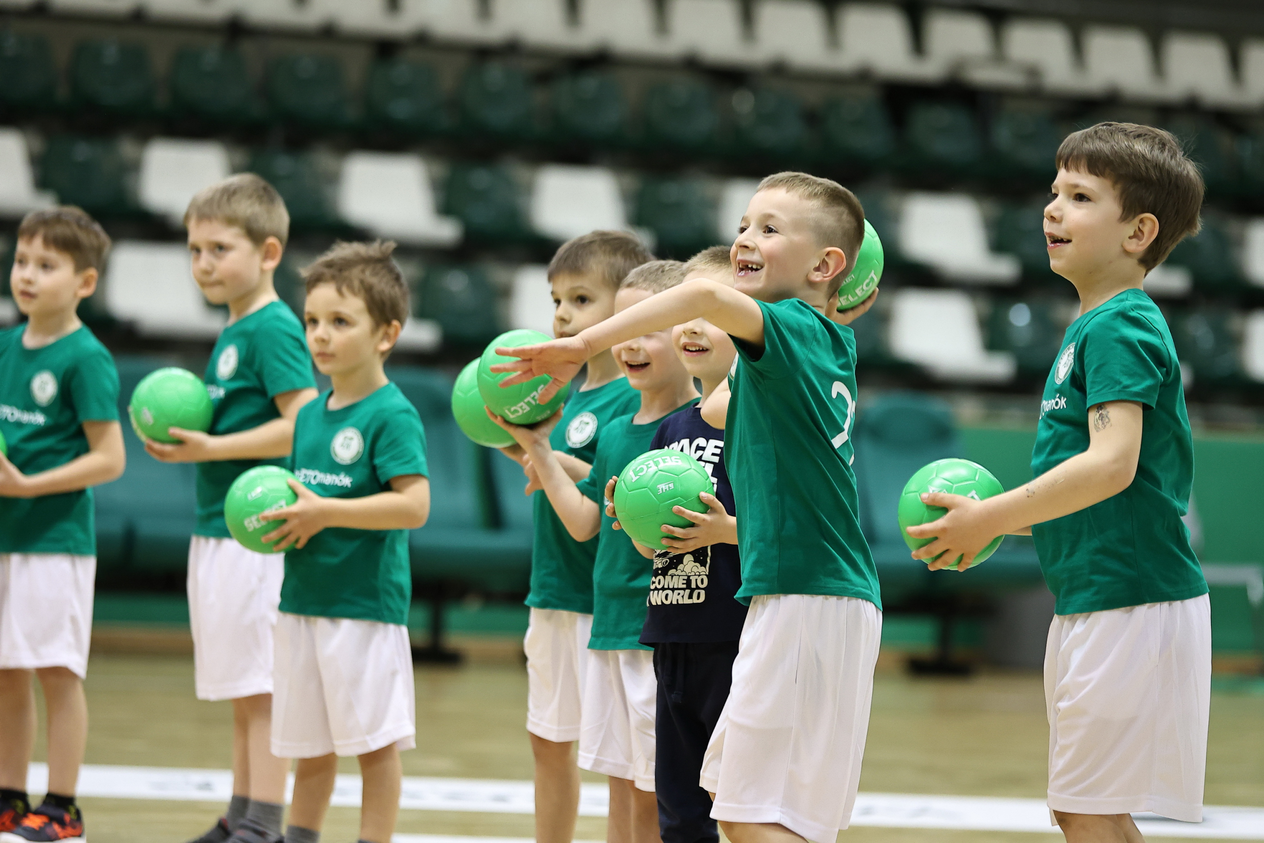 2026_04_07_ETO-manok-edzes-115