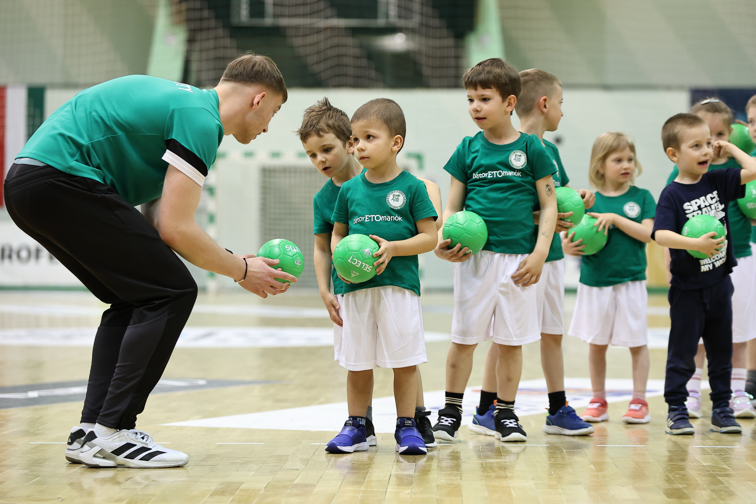 2026_04_07_ETO-manok-edzes-125