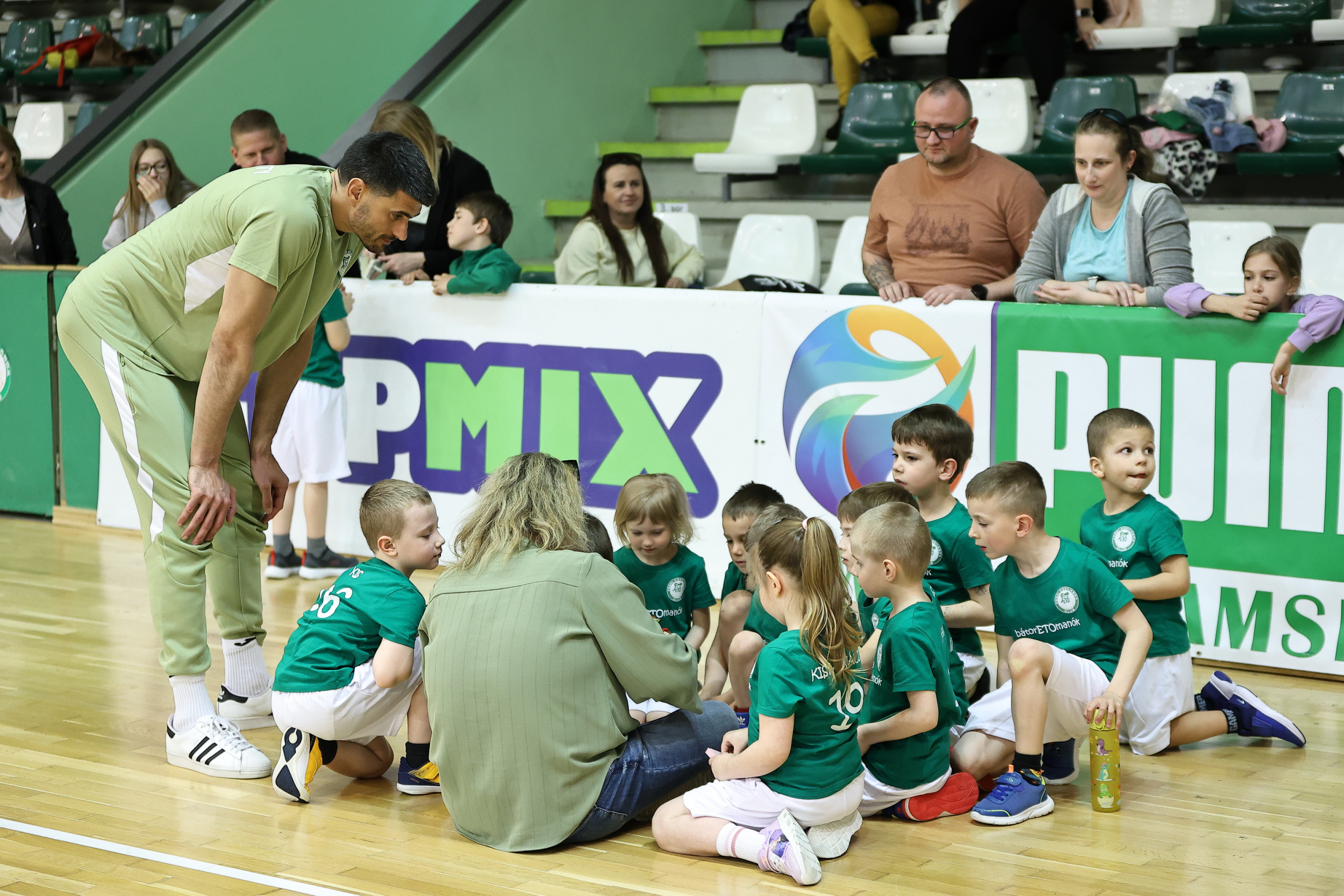 2026_04_07_ETO-manok-edzes-132